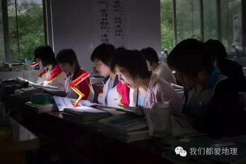 娱乐吃瓜酱高中开学